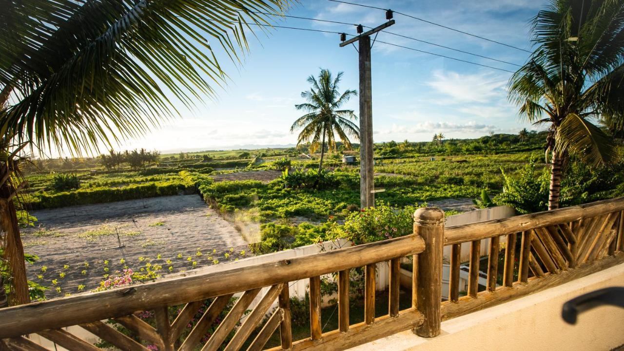 Villa Angelou - Sunlit Beach Getaway With Pool And Wifi เบลล์ แมร์ ภายนอก รูปภาพ